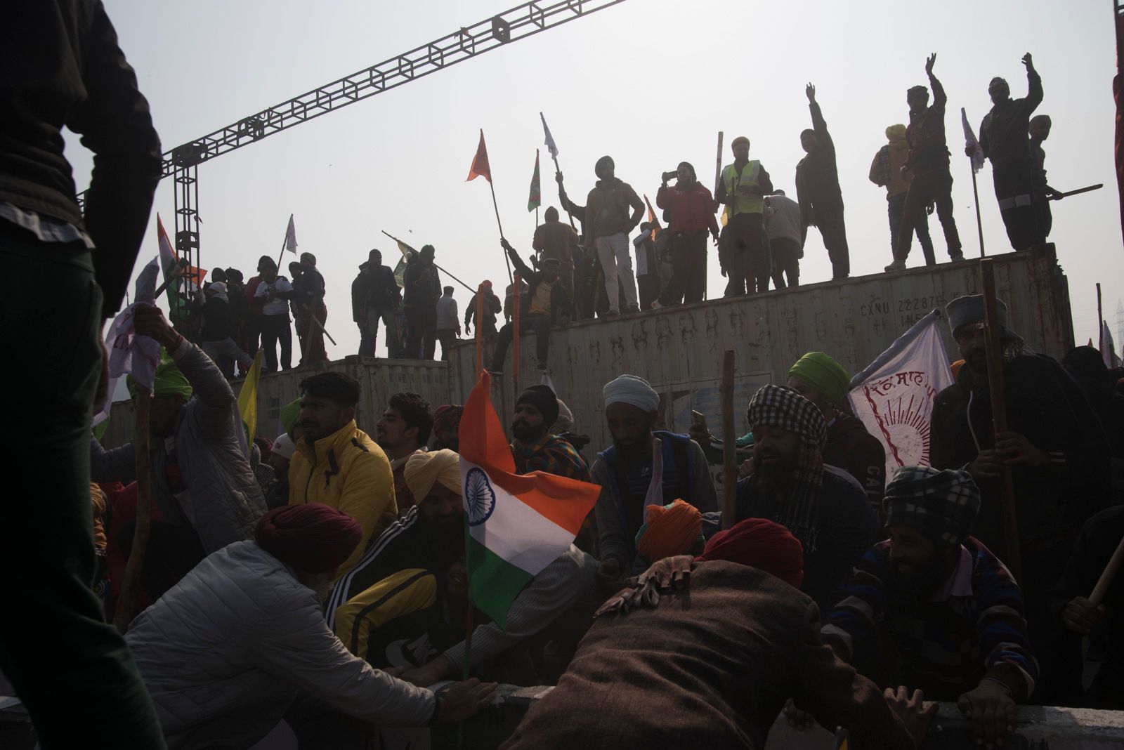 Protestors break through police barricades at Sanjay Gandhi Transport Nagar, New Delhi